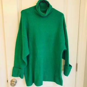 Kelley green oversized turtleneck sweater